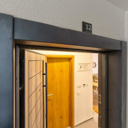 Luxury And דירה זלאטיבור