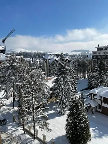 Luxury And Апартаменты *