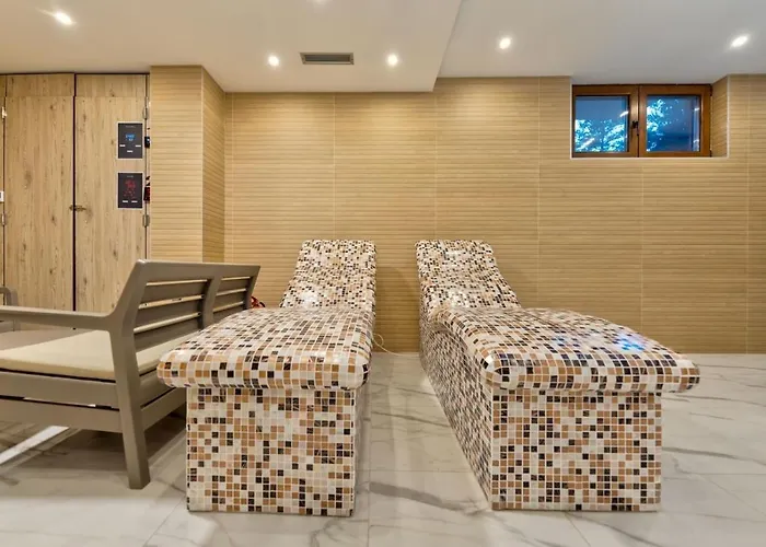 Luxury And Апартаменты *